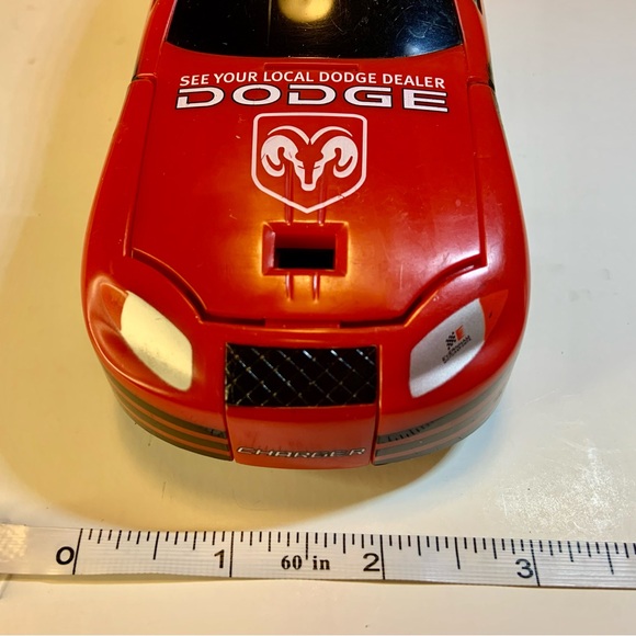 Kasey Kahne Pull & Go Pez Candy Dispenser #9 Dodge Charger Racing Car NASCAR - Picture 10 of 11